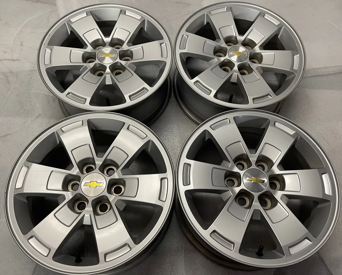 Sold Four 2015-2020 Chevy Colorado Factory 16 Wheels Rims Oem 5670 Gmc Canyon 1