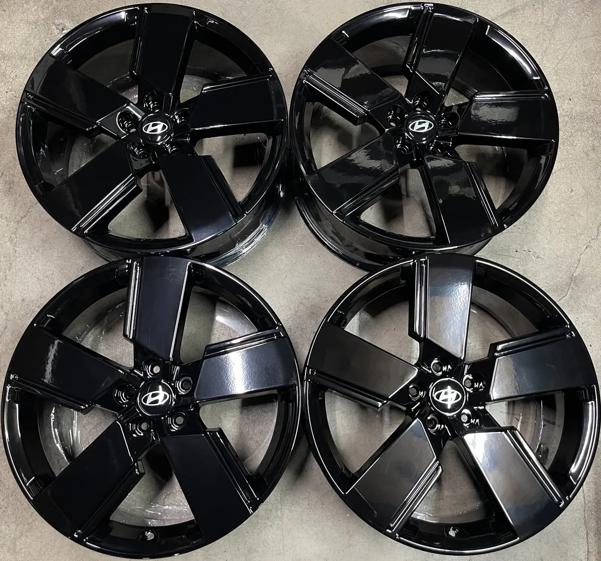 2024 Hyundai Palisade Santa Fe Factory 20 Wheels Oem Rims Tucson Gloss Black 1