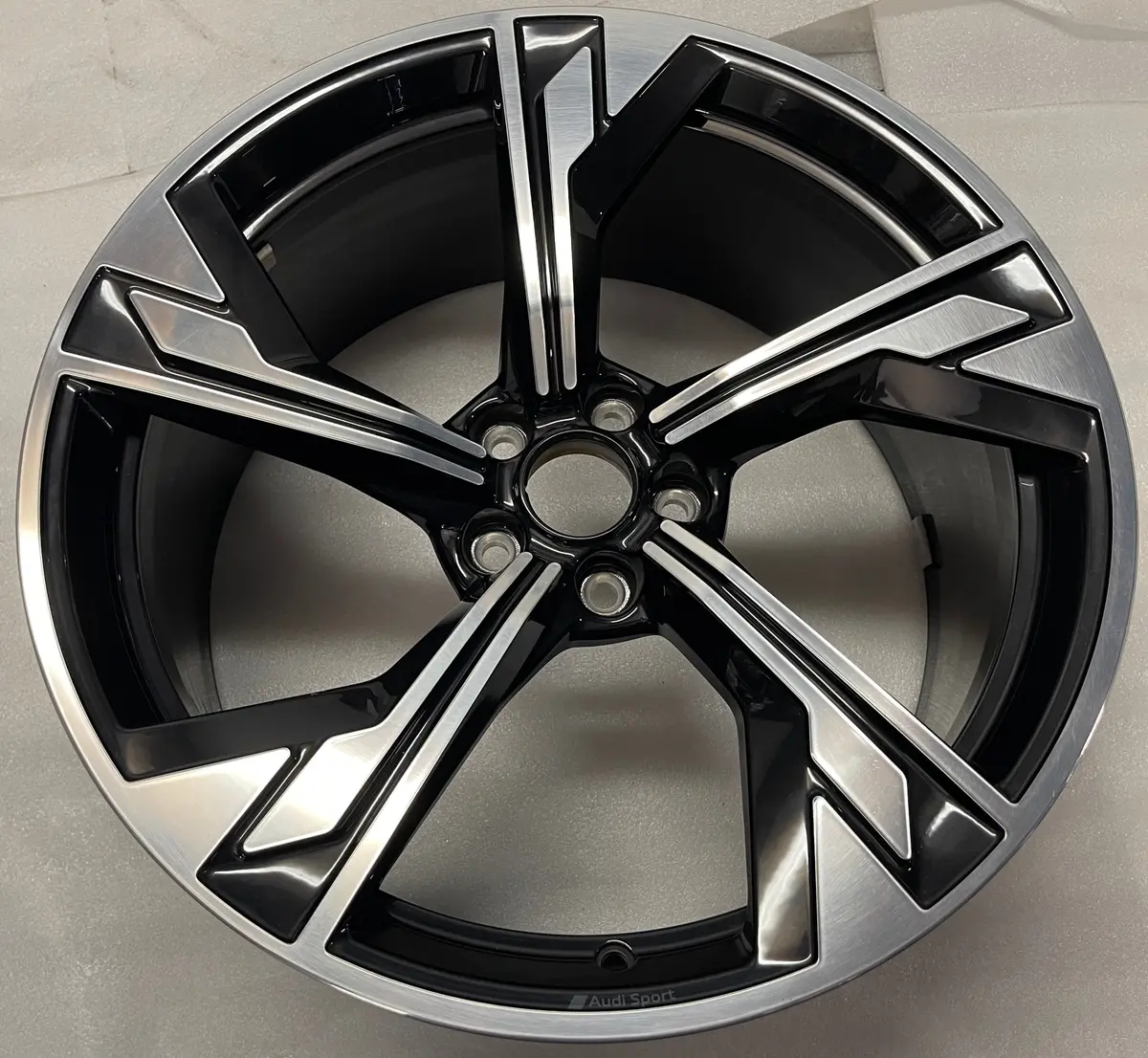 Sold One Factory 2025 Audi Rs5 Oem 20 Wheel Rim 59078 8W0601025dr Machined Black 1