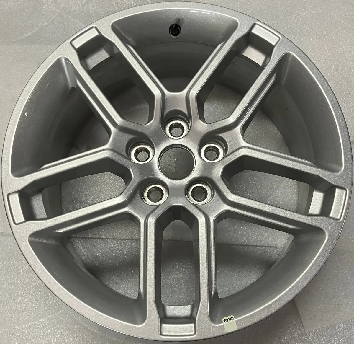 One Single 2024 Ford Explorer Factory 18" Wheel Rim Oem Pn Rb5c1007b1a 1