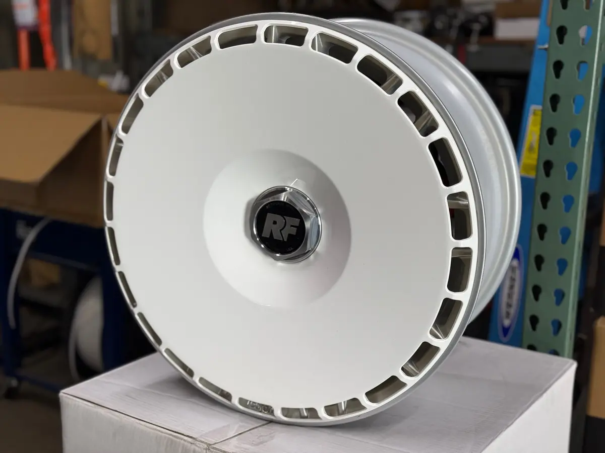 Four Rotiform R140 Rse Silver 19X8.5 5X114.3/ 5X112 +45Mm R140198542+45 With Aero Disc 1