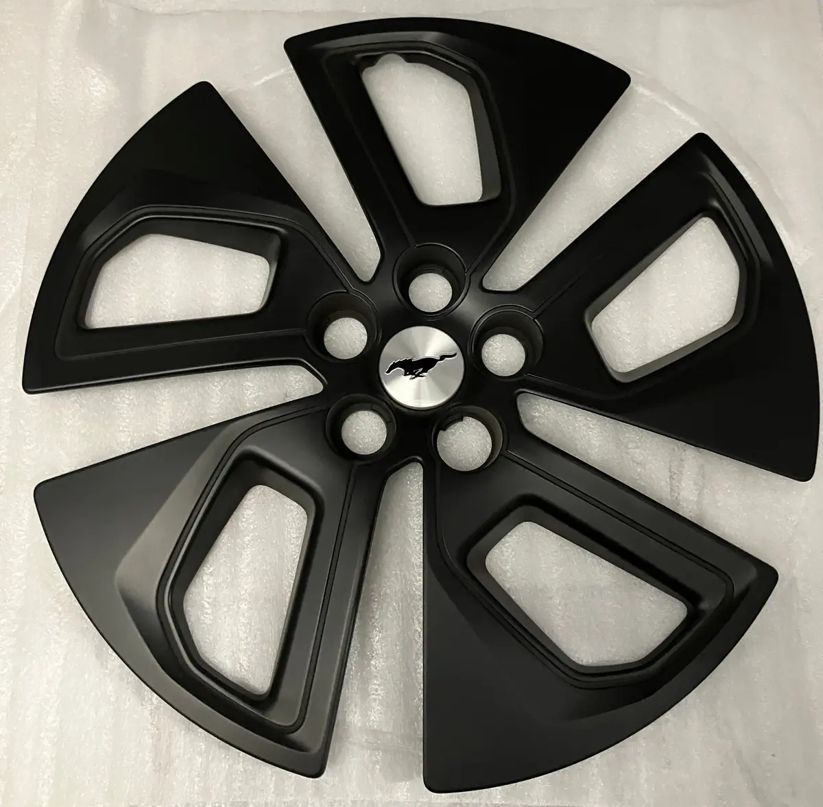 One Single 2021-2024 Ford Mach E Mustang  Wheel Cover Lj8c-1130-A1d 1