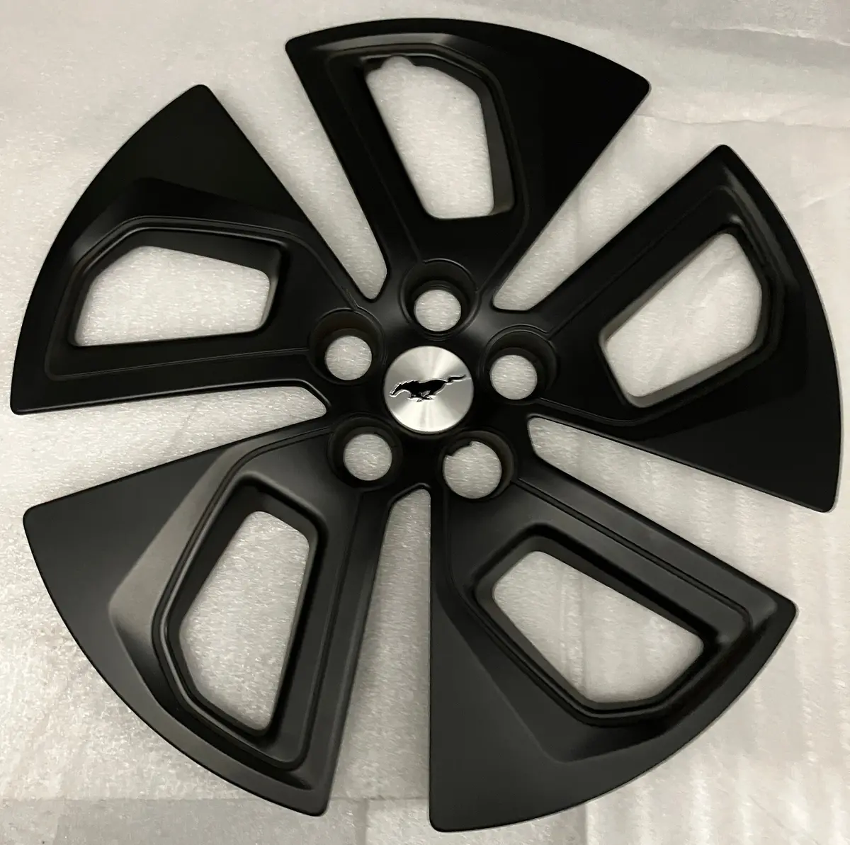 Sold One  2021-2024 Oem Ford Mach E Mustang  Lj8c-1130-A1d Wheel Cover 1