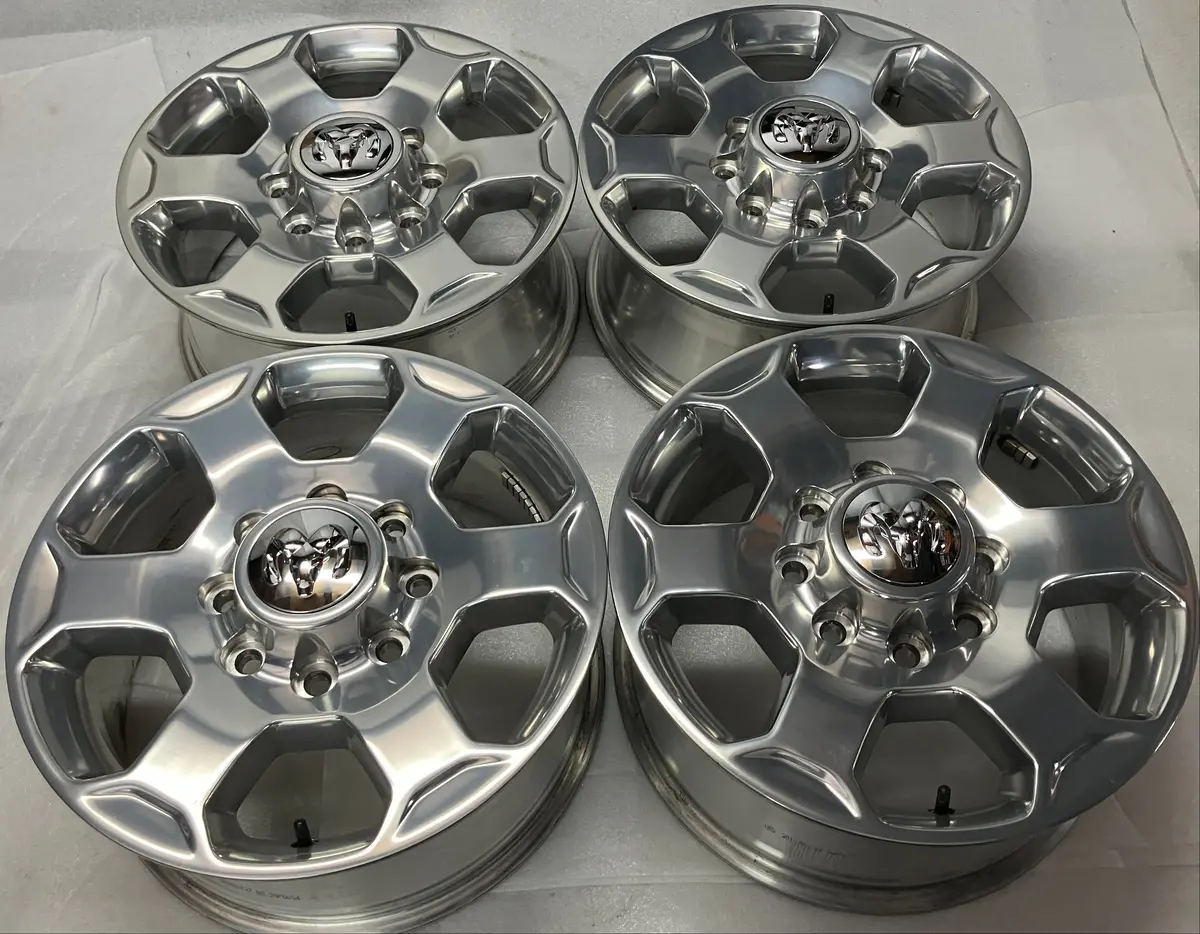 Sold Four 18" Ram 2500 Oem Factory Polished Wheels Rims 2577 5Xv56trmaa 1