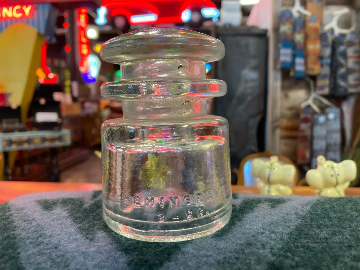 Hemingray 16-56 Clear Glass Insulator 1