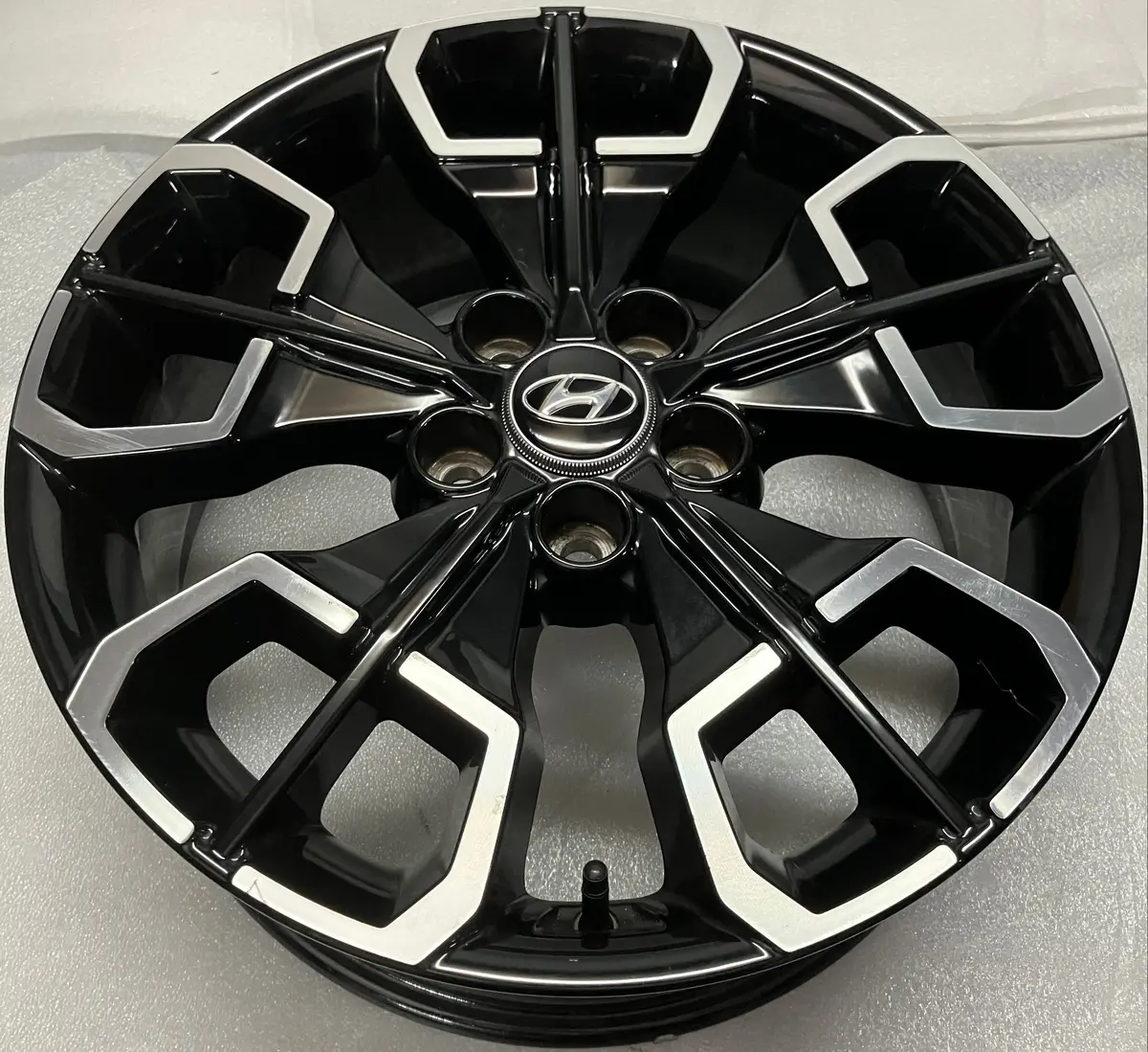 One Single Factory 2024 Hyundai Santa Cruz 18" Wheel Oem 70661 Rim 52910K5100 1