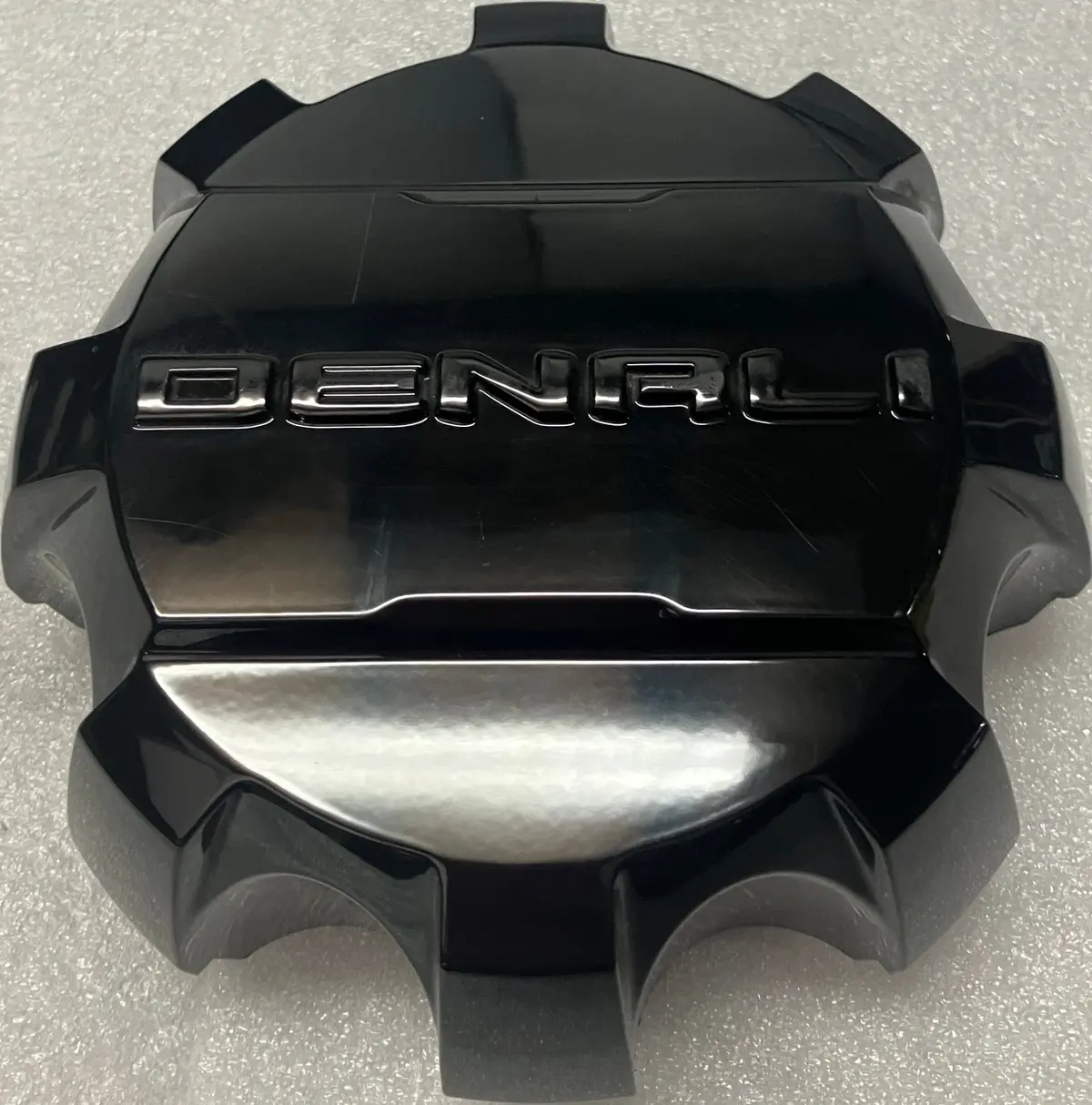 Sold Single 2020-2024 Gmc Sierra Denali 2500 3500 Oem Center Hub Cap 5957 84307952 1