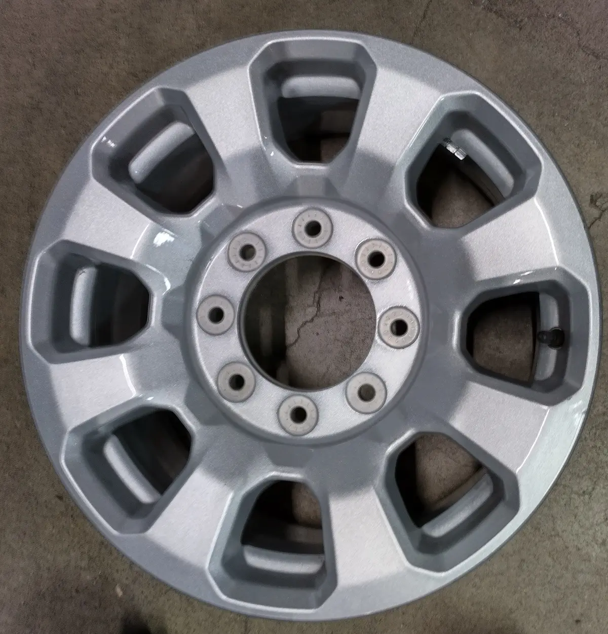Sold One Single Factory 2023 2024 Ford F250 F350 18 Wheel Oem Rim Silver Pc3c1007fb 1