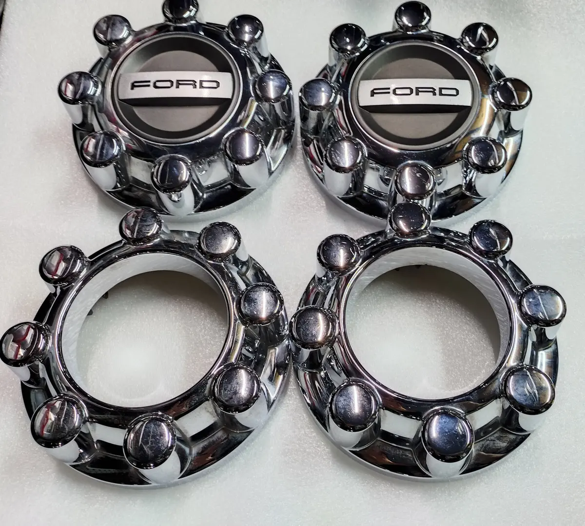 Sold Set Of 4 Center Caps For F-250 Ford Super Duty 4X4 Hc3c1a096kd 1