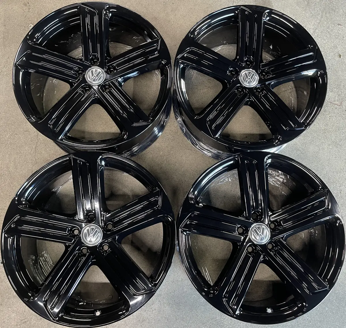 Four 2019  Vw Golf Gti Factory 19 Wheels Oem 70017 Rims 5G0601025ah Black Jetta 1