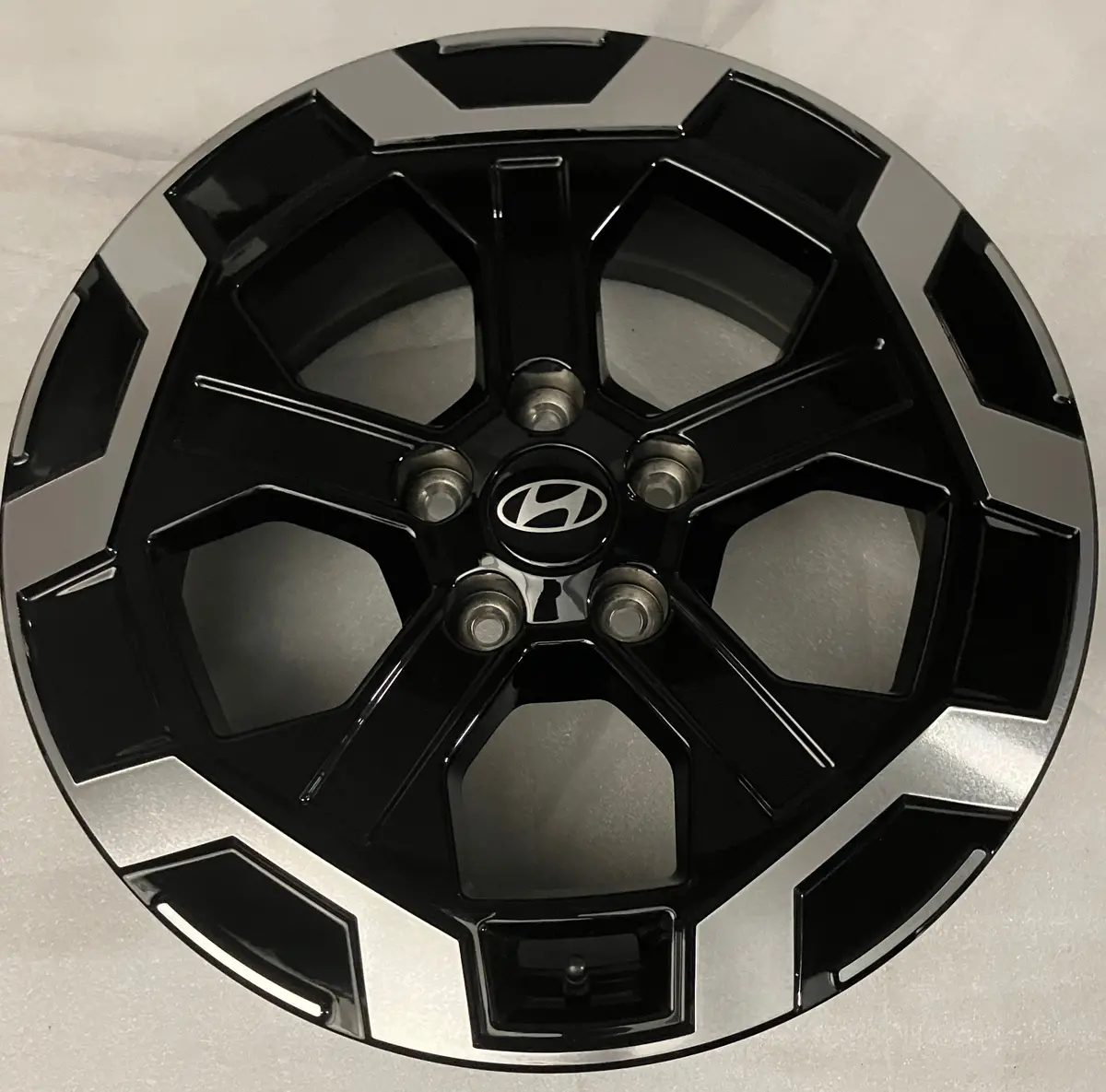 Single 2024 Hyundai Santa Fe Factory 18 Wheel Oem Palisade Rim Tucson Single 1