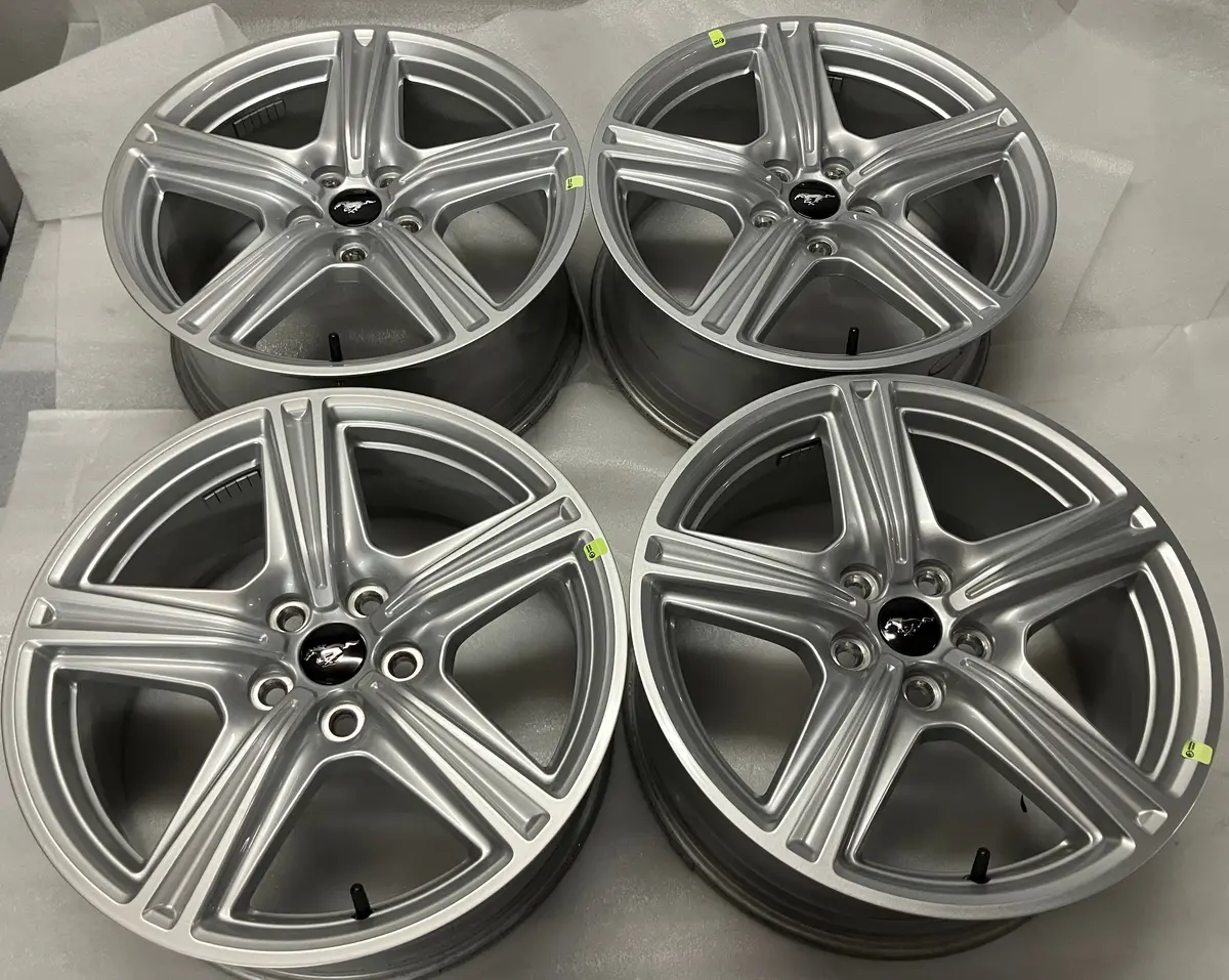Sold Four 2025 2026 Ford Mustang Gt Factory 18 Wheels Rims Oem Pr3c1007aa Tr3c1007aa 1