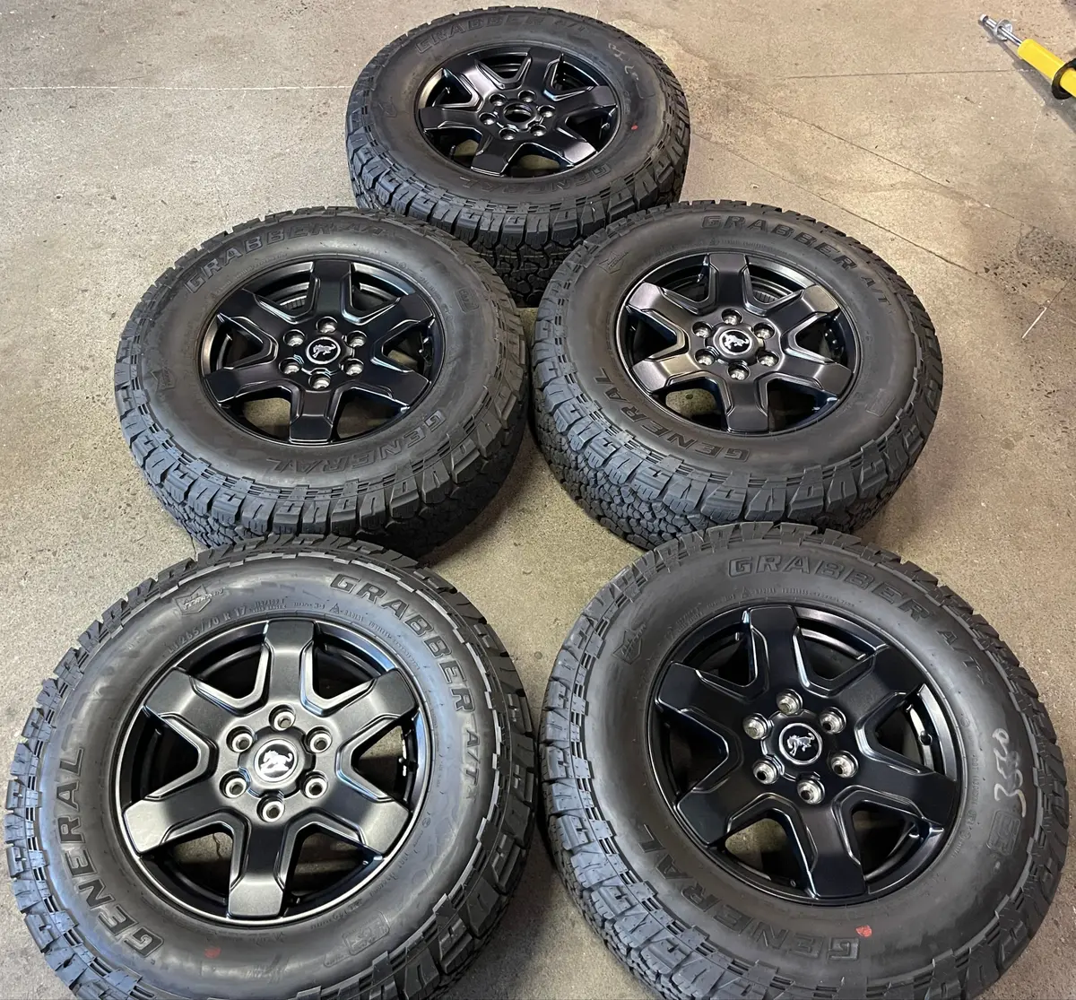 Sold Five 2024 Ford Bronco Factory 17 Wheels Tires Oem Rims 95292 Black Diamond 265/70/17 Atx 1