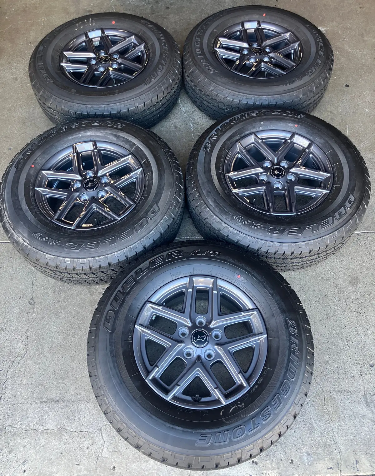 Sold Five 2025 Jeep Wrangler Factory 17" Wheels Tires Rims Oem 04755591Aa All Terrain 255/75/17 1