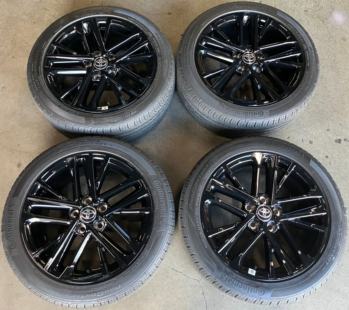 Sold 2025 Oem Toyota Camry Factory 18 Wheels Tires Rims Continental 235/45Vr18 Gloss Black 1