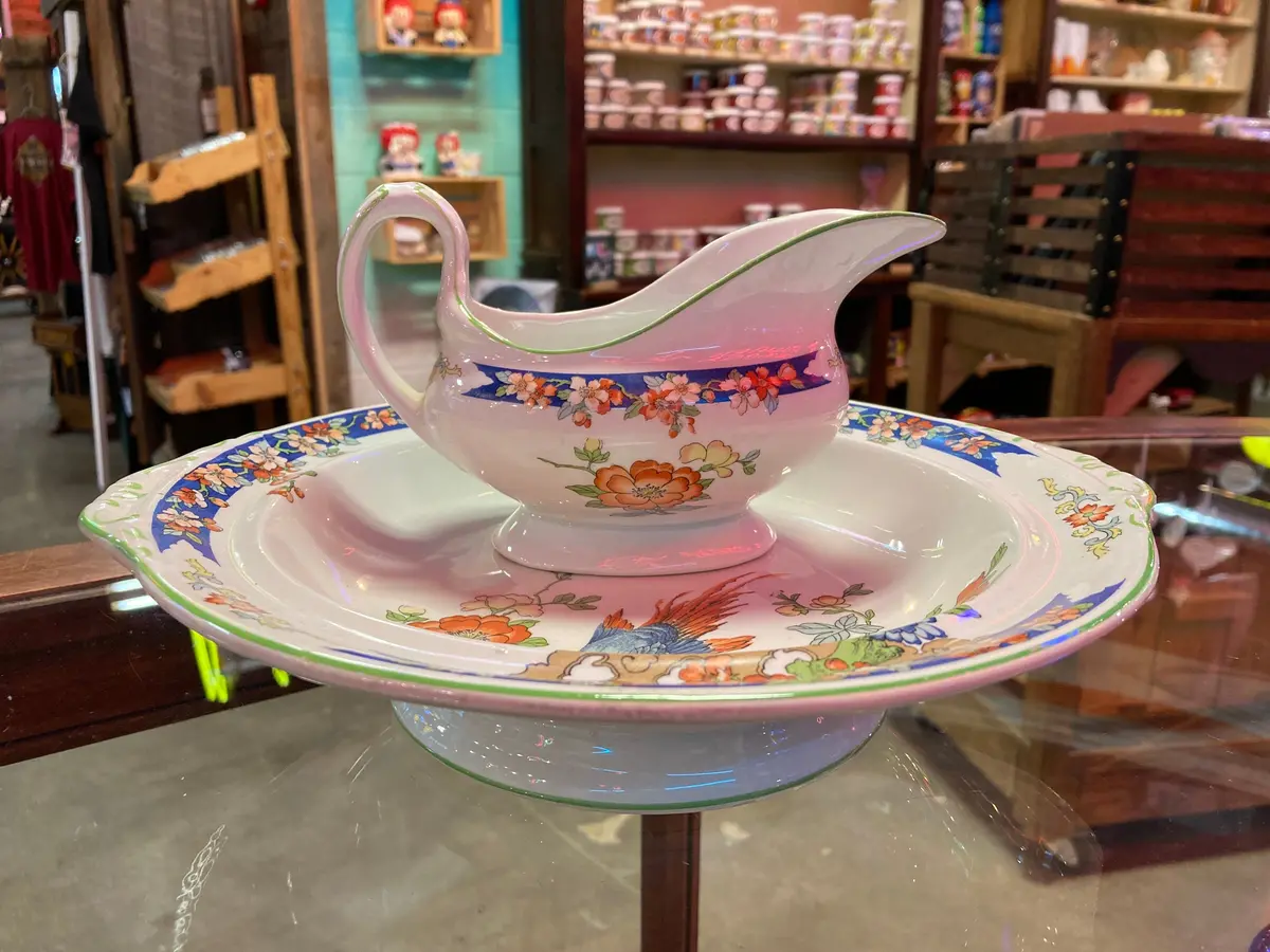 White Floral Gravy Boat & Serving Bowl Set 1