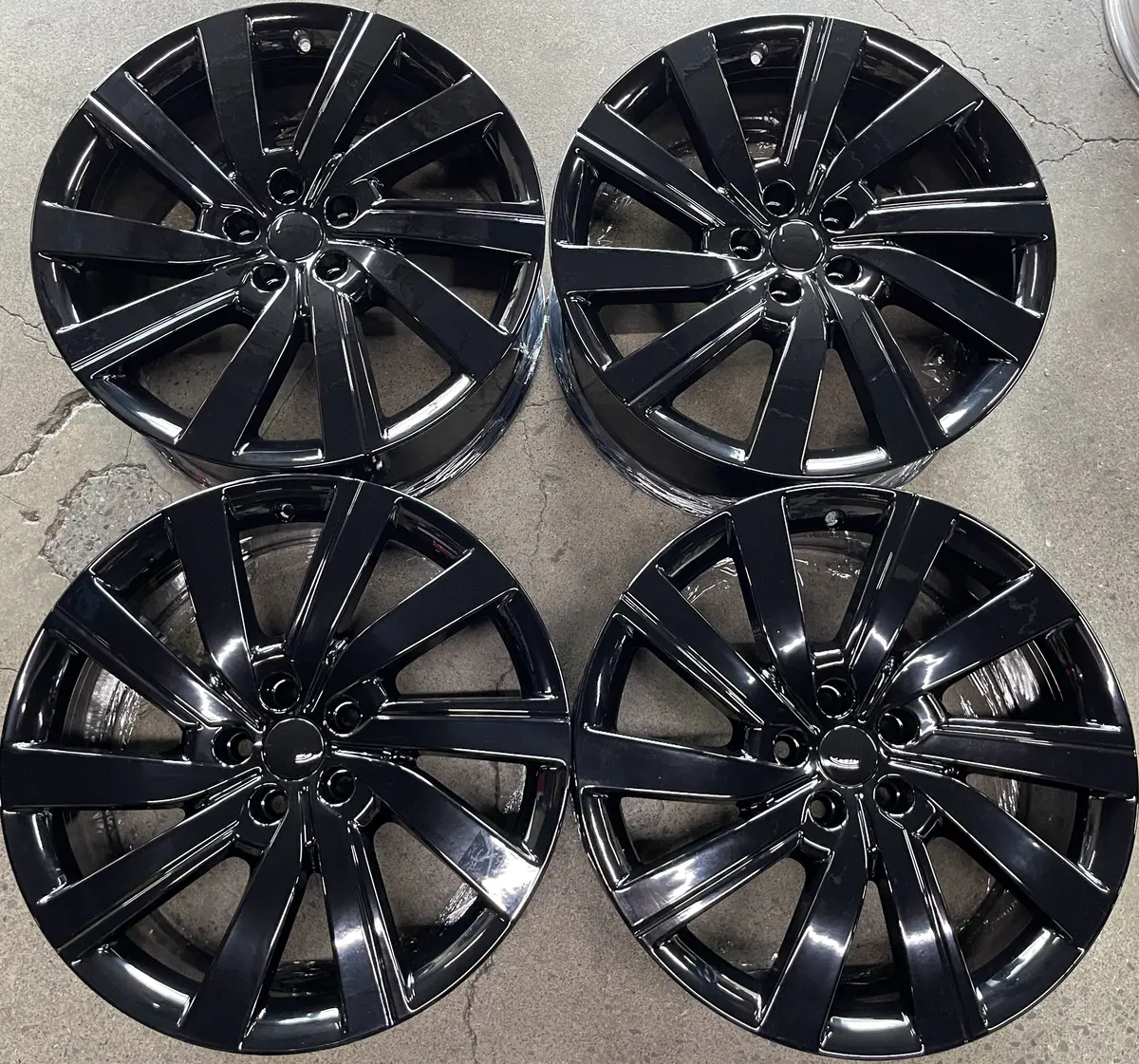 Four 2023 Range Rover Factory 20 Wheels Rims Oem Vplkw0155 Gloss Black 1