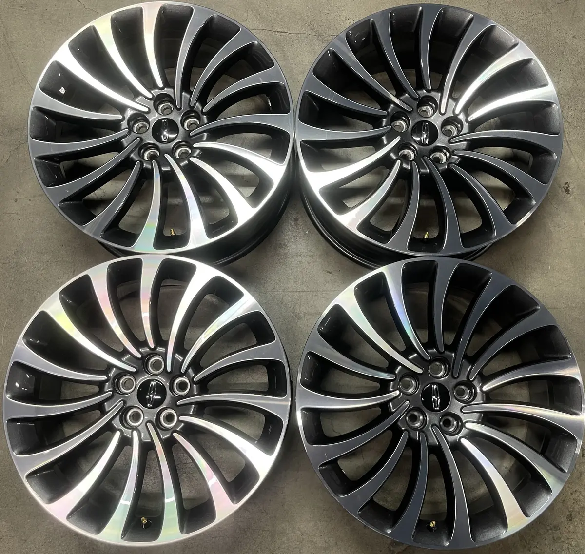 Sold Four 2023 Lincoln Aviator 20 Factory Wheels Oem Lc5c1007c1c Rims 1