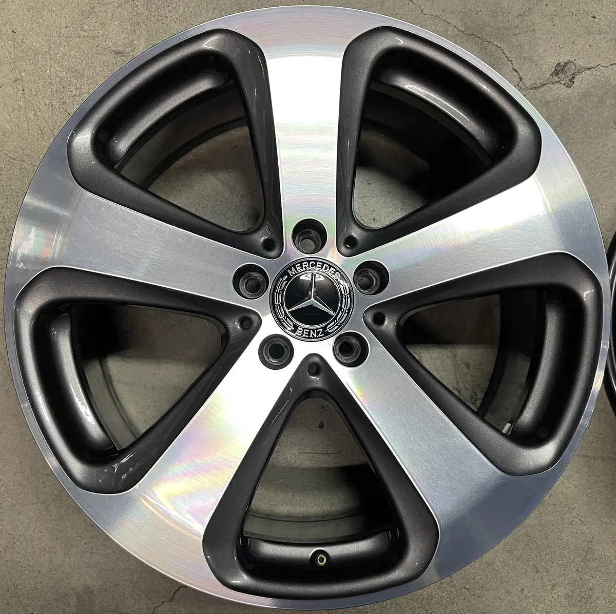 One 2016-2019 Mbz Glc Glc300 Factory 19 Wheel Rim Oem 85481 A2534011000 1