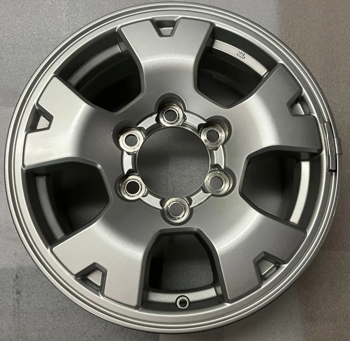 Single (1) 2015 Toyota Tacoma Factory 16" Wheel 69461 Oem Rim Silver 1