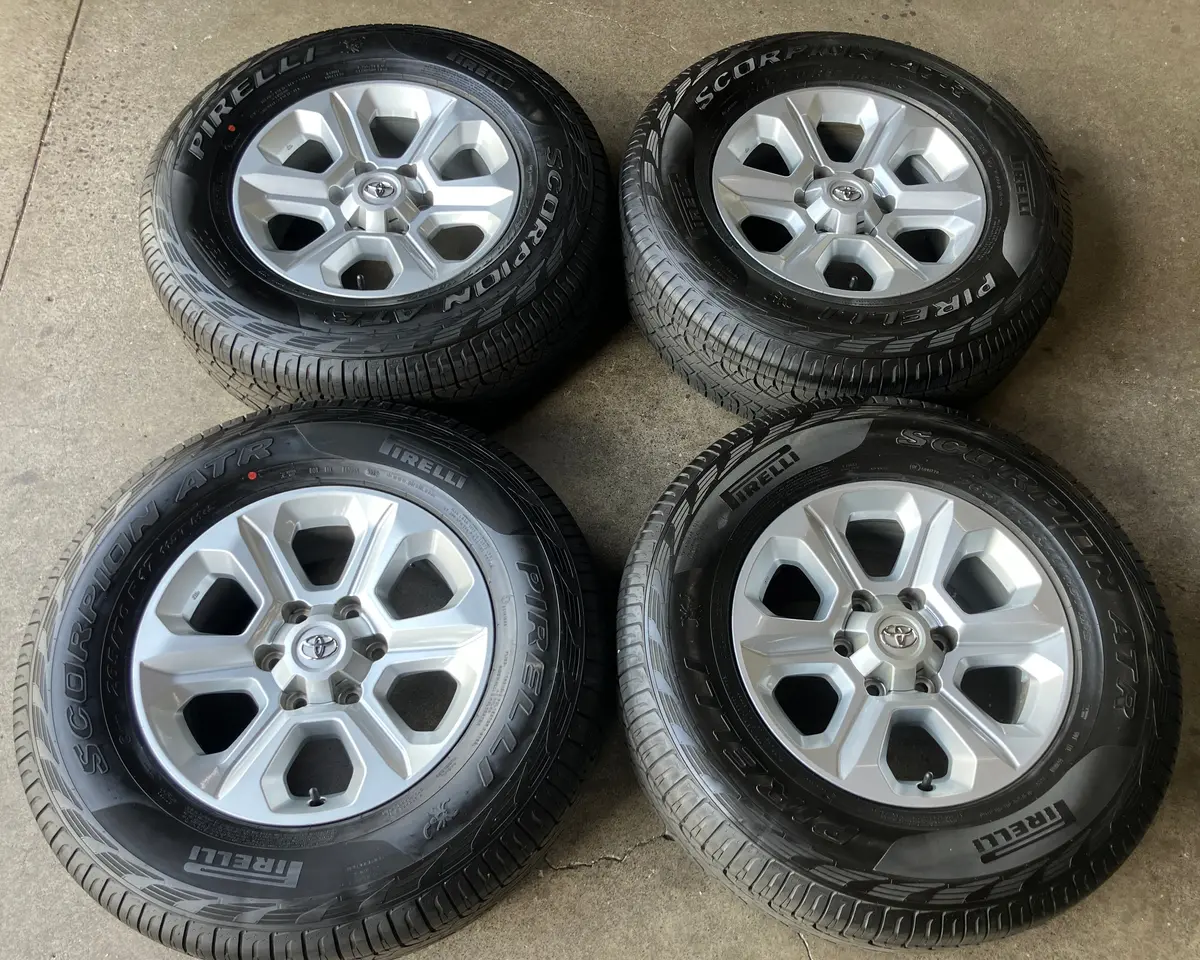 2023 Toyota 4Runner Factory 17 Wheels Tire Oem 75153 Pirelli 265/70R17 Tacoma Fj 1