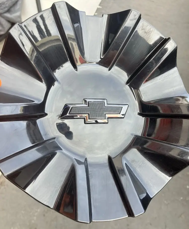 One Single Oem Chevrolet Tahoe Rst Center Cap Black 84434524 14035 1