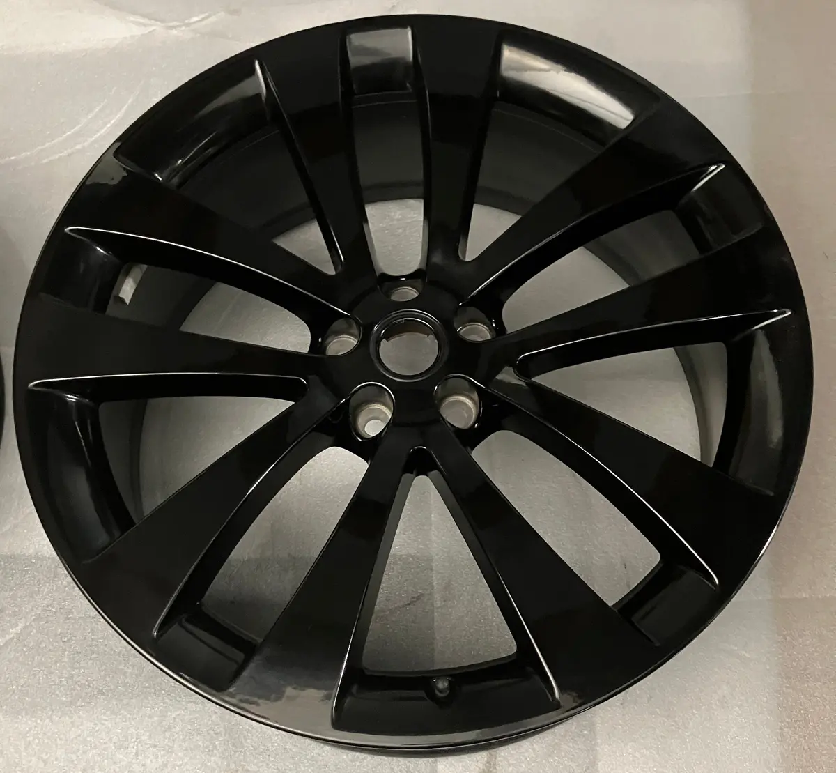 Sold Single (1) 2023 2024 Range Rover Sport Factory  23 Wheel Rim 72387 Oem Lr167056 Black 1