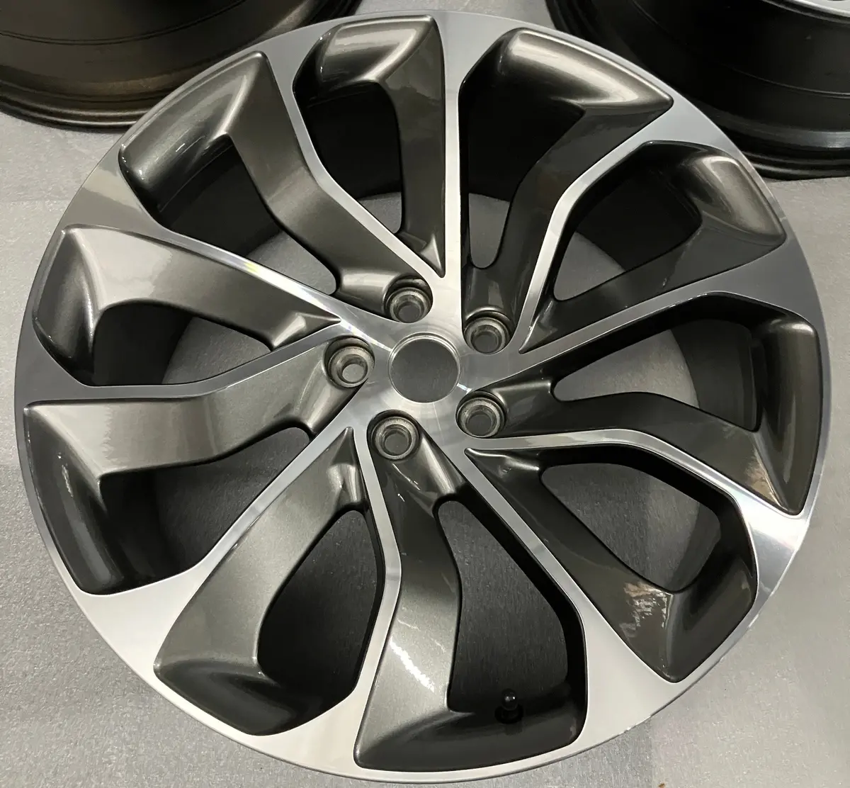 Single 2020-2026 Lincoln Aviator Oem Factory 21 Wheel Machined Gray Lc5c1007e1a 5X4.5 1