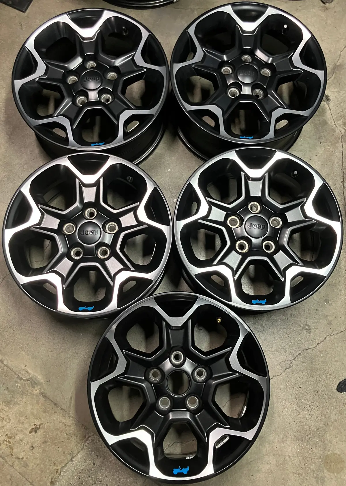 Sold Five 2025 Jeep Wrangler Factory 17" Wheels Oem Rims 96832 Gladiator Black 1