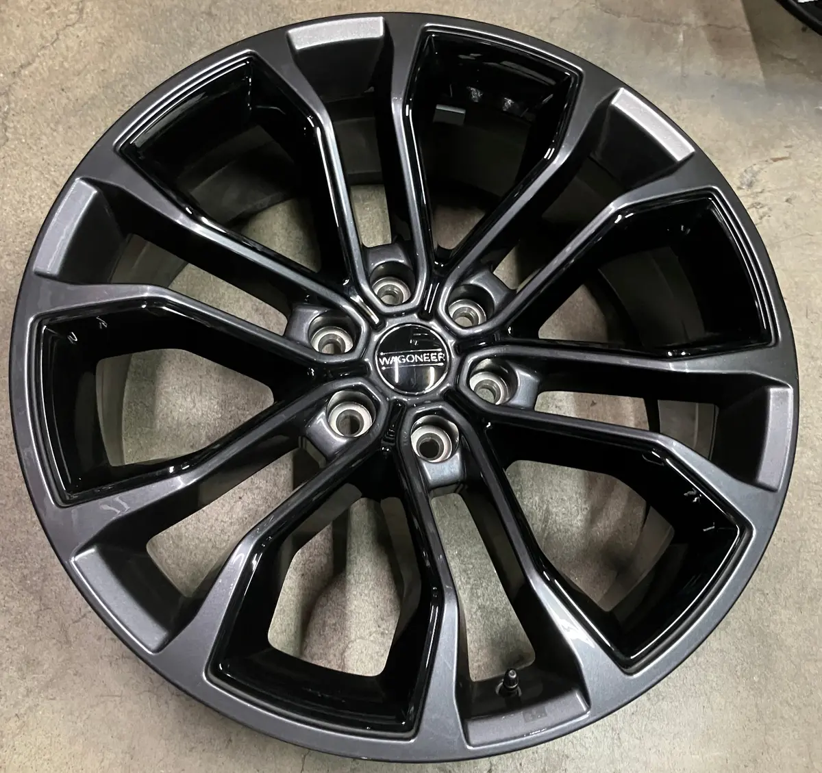 Sold One 2024 Jeep Grand Wagoneer Factory 22" Wheel Rim 9279 Oem 4755331Aa, 4755618Aa 1