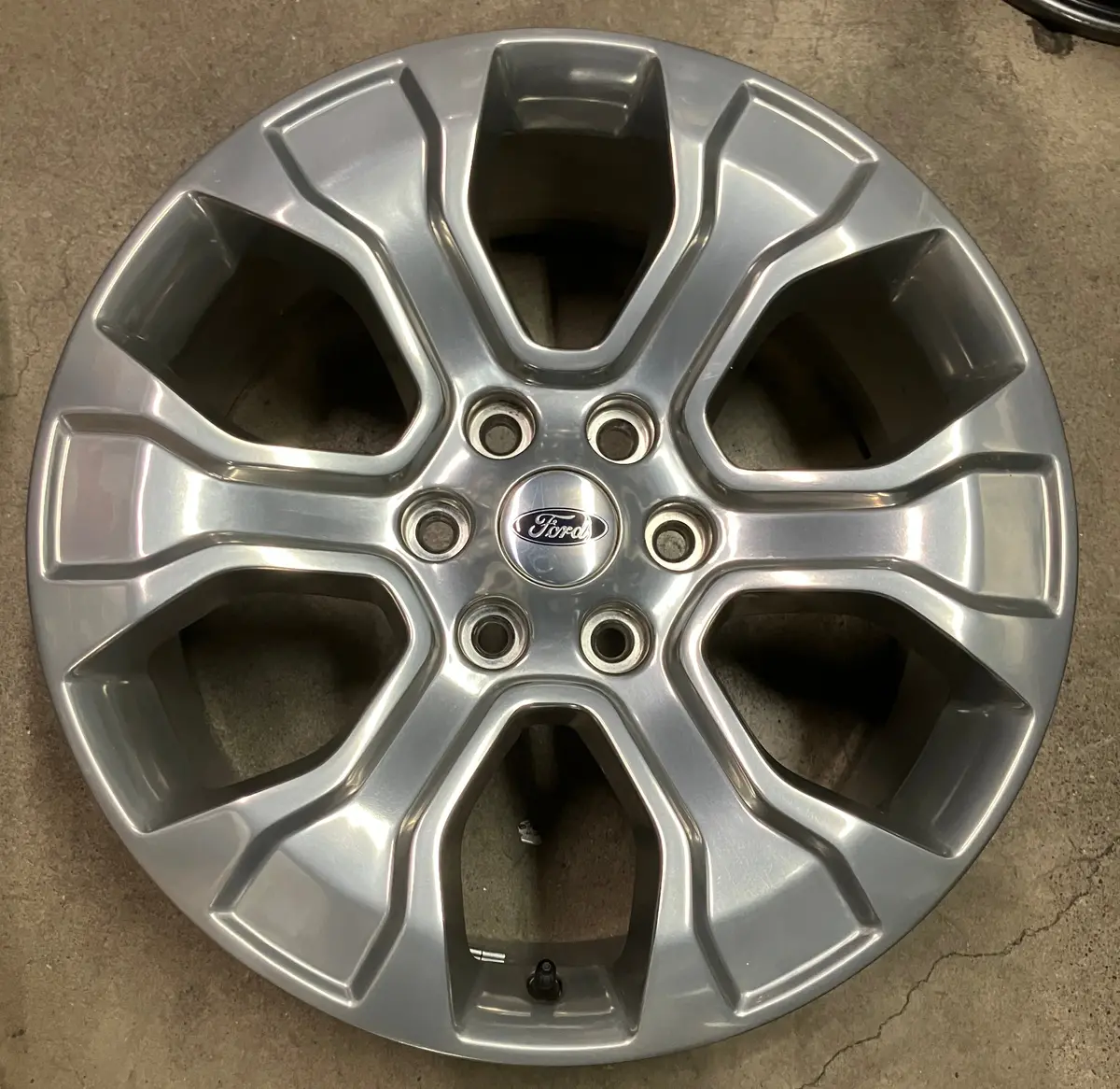 Sold One Ford F150 Platinum Factory 20 Wheel Oem Rim 10348 Polished Ml341007la 1