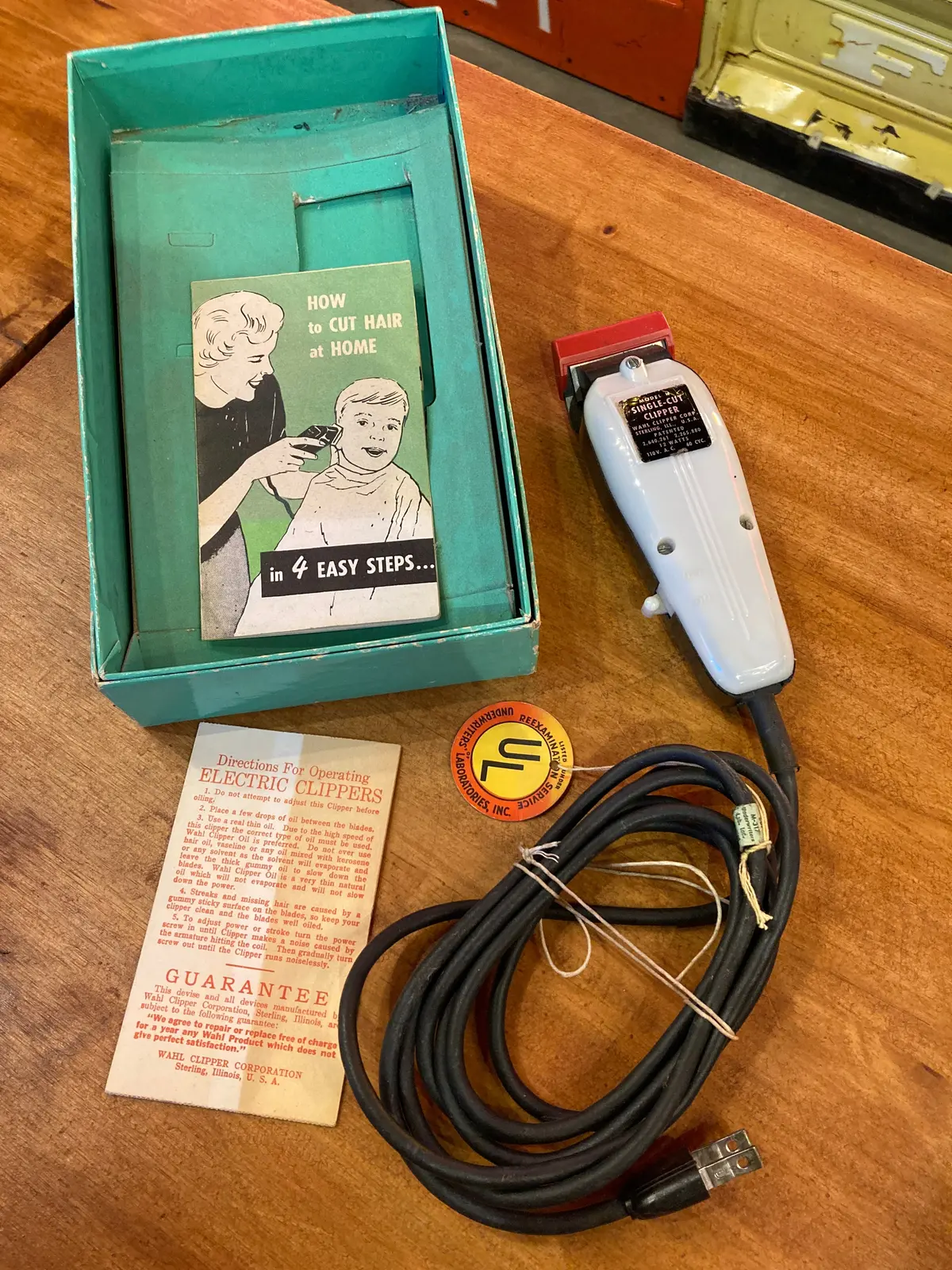 Vintage Wahl Single Cut Electric Hair Clippers 1