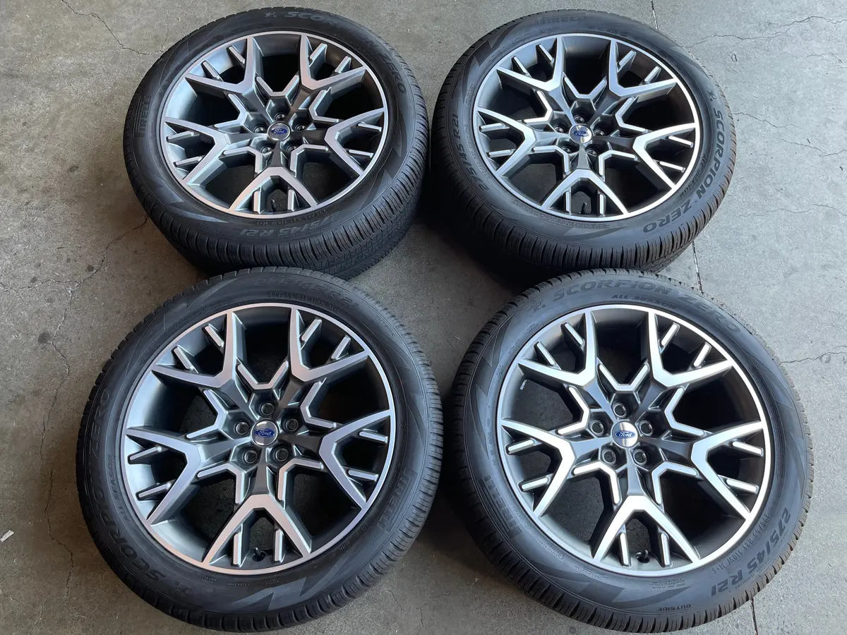 Sold 2025 Ford Explorer St Factory 21 Wheels Tires Oem Vb5j1007aa Rims 275/45/21 Pirelli 1