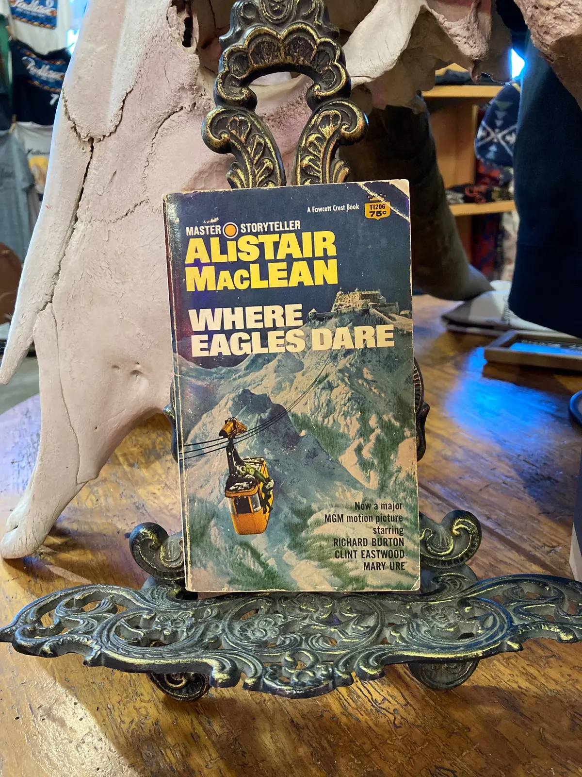 Where Eagles Dare By Alistair Maclean Book 1