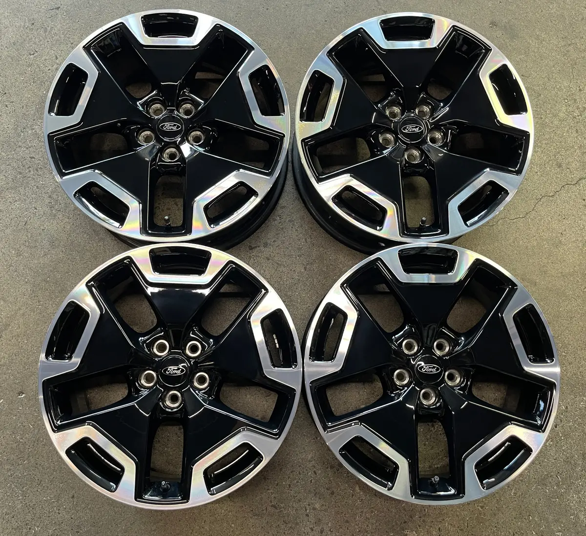 Sold Four 2025 Ford Bronco Sport Maverick Factory 18 Wheels Oem 10328 Rims M1pc1007b1a 1