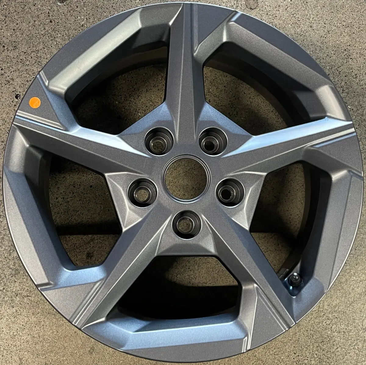 Sold One Single 2025 Kia K4 Factory 16 Wheel Oem Rim  52910Gg100 1