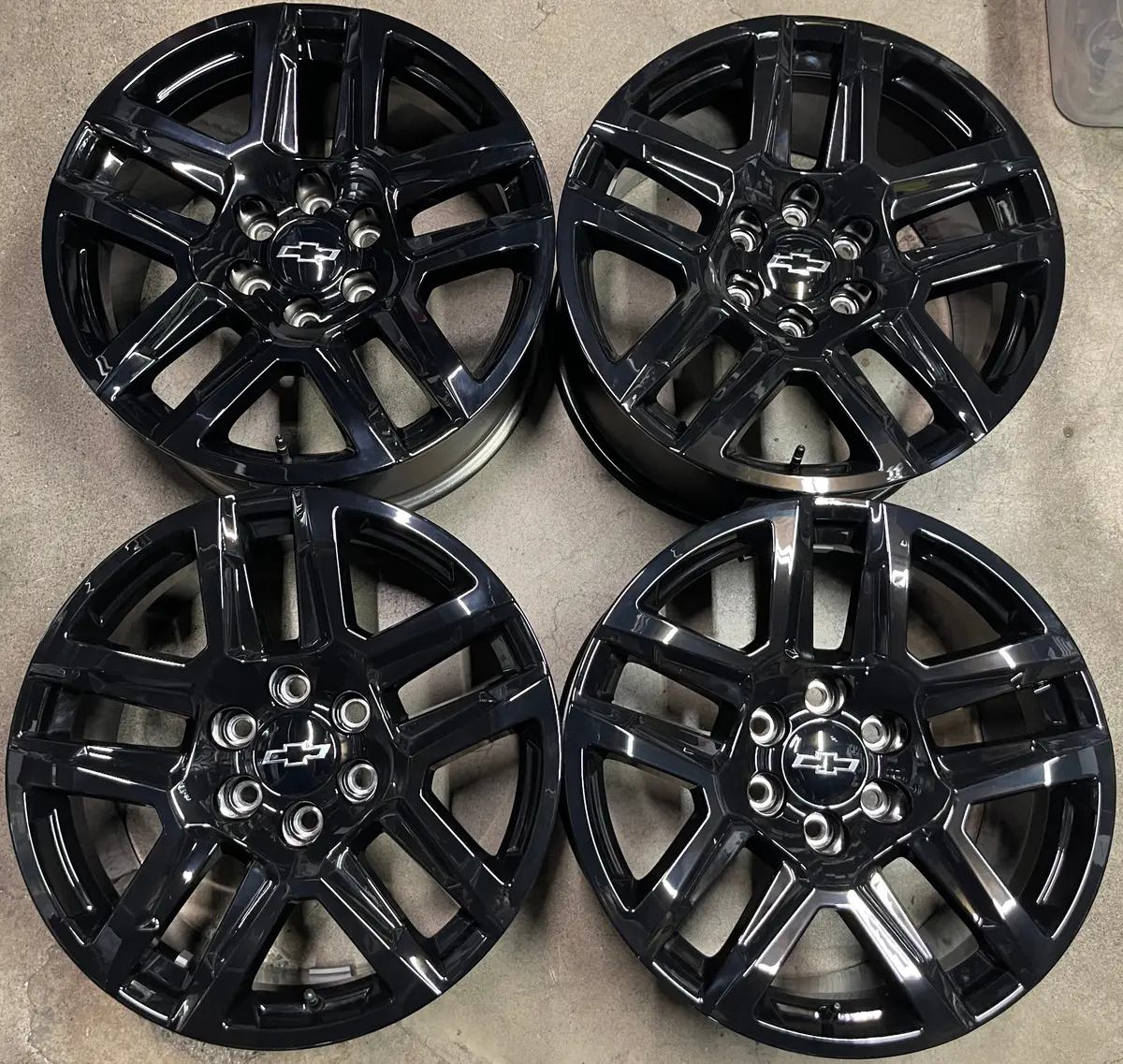 Sold Four 2025 Chevy Silverado Ltz Factory 20 Wheels Oem 5913 Rims Tahoe Black 23377017 1