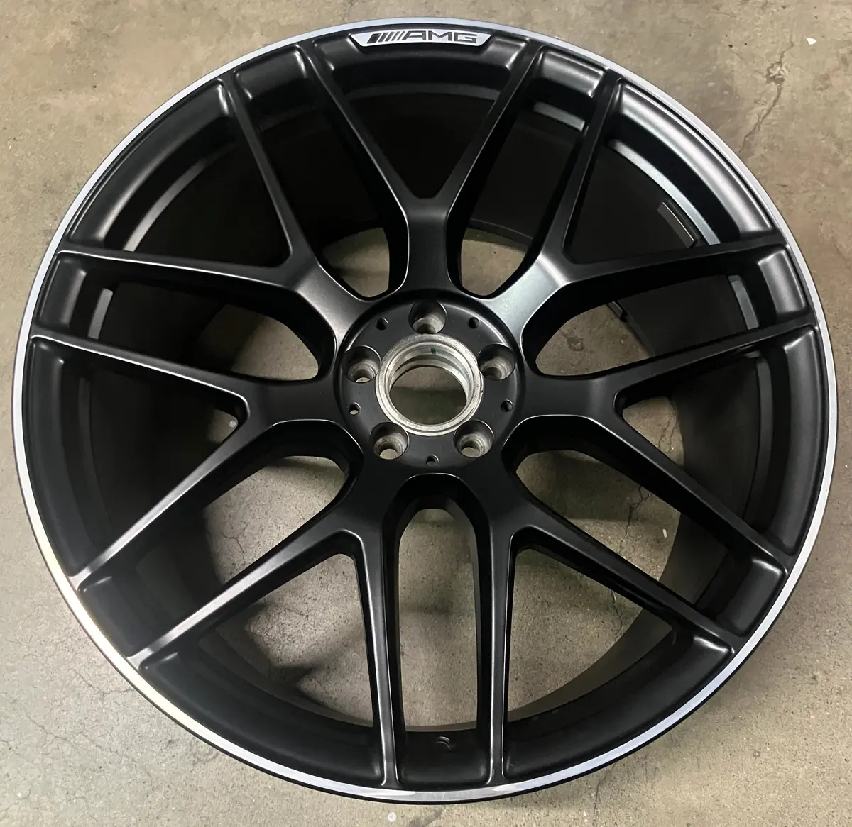 Sold One 2020-2025 Mercedes Gle53 Gle63 Amg Oem 22" Forged Rear Wheel Rim A1674014500 1