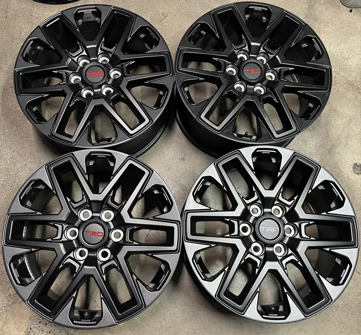 Sold Four 2025 Toyota Tundra Trd Factory 20 Wheels Oem Rims Black Pt946-34220 1