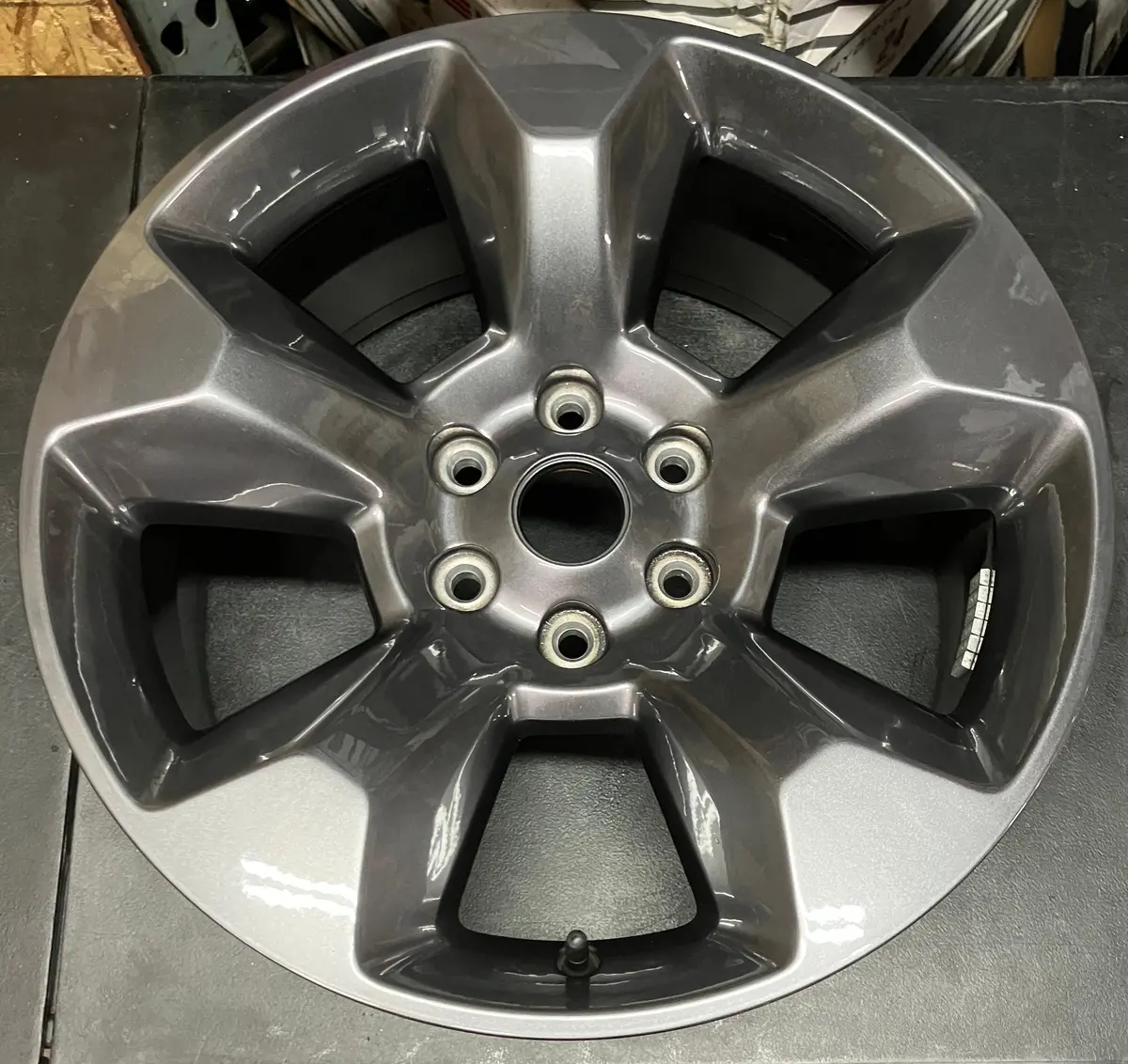 Sold Single (1) 2024 Ram 1500 20 Wheel Charcoal Oem 2675 Rim Built To Serve Wr2 6Ff70trmaa 1