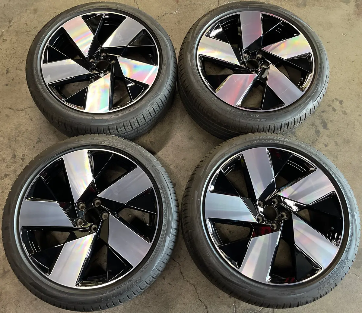 Sold 2024 Volvo Xc40 Factory 20 Wheels Tires Oem Rims 321436297 255/40/20 Pirelli 1
