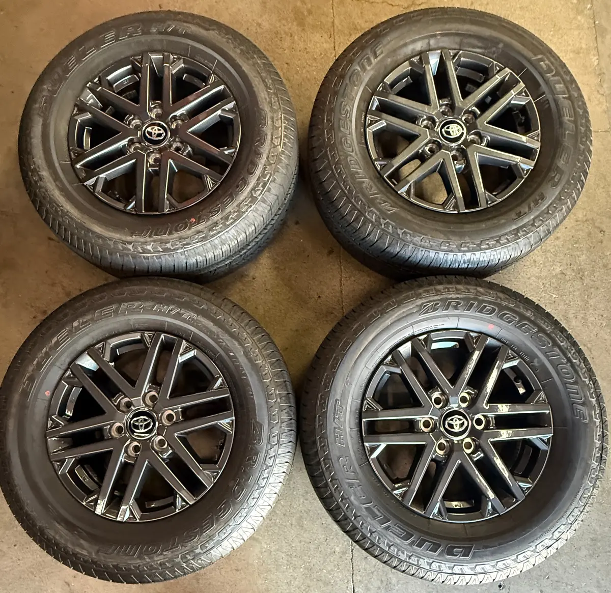 2025 Toyota Tundra Factory 18 Wheels Tires Oem Rims Bds 265/70/18 Take Offs Dark Gray 1