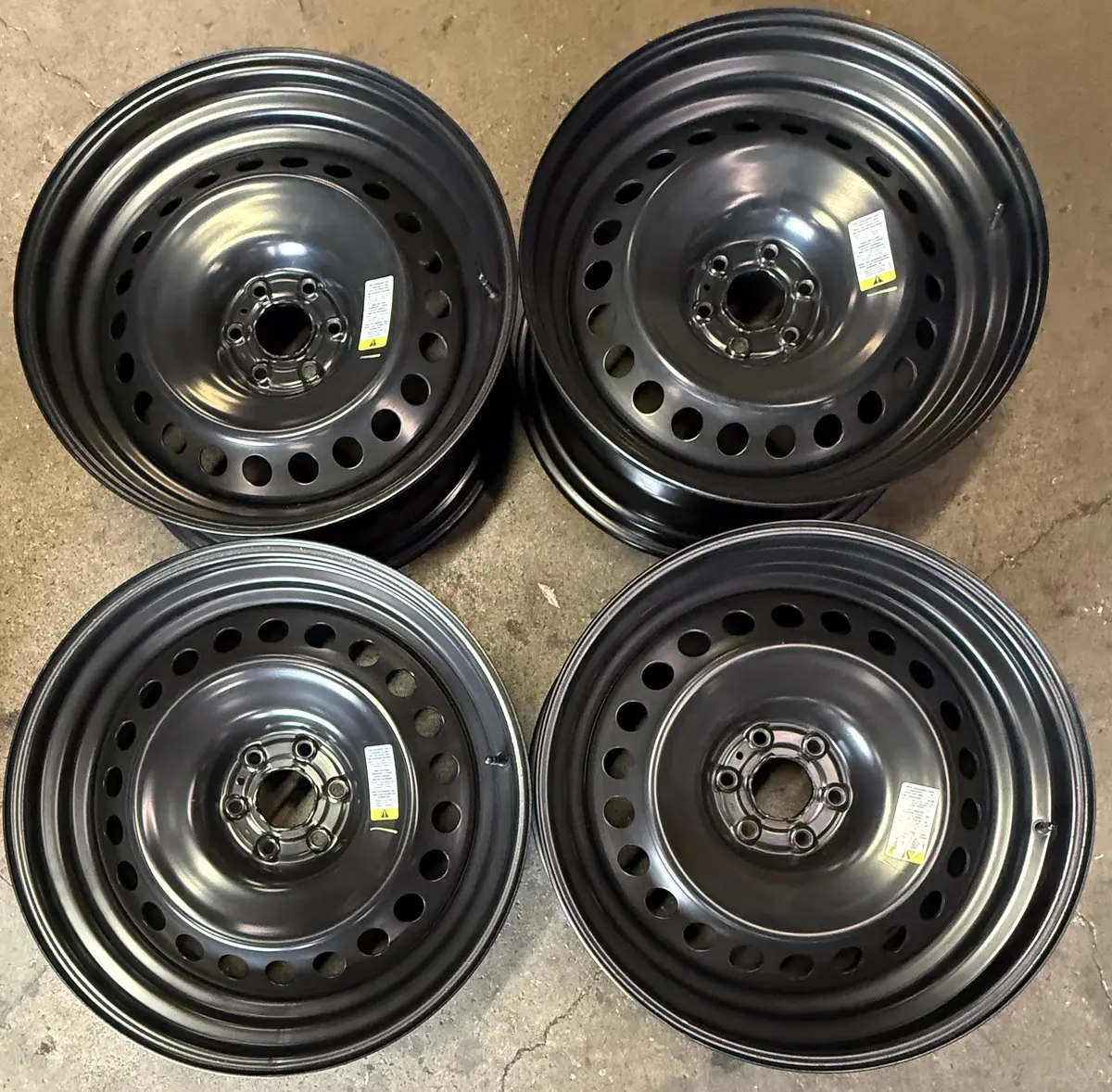 Four Factory 2026 Chevy Gmc 1500 Transport Steel 24 Wheels Rims 84939882 Oem Black 1