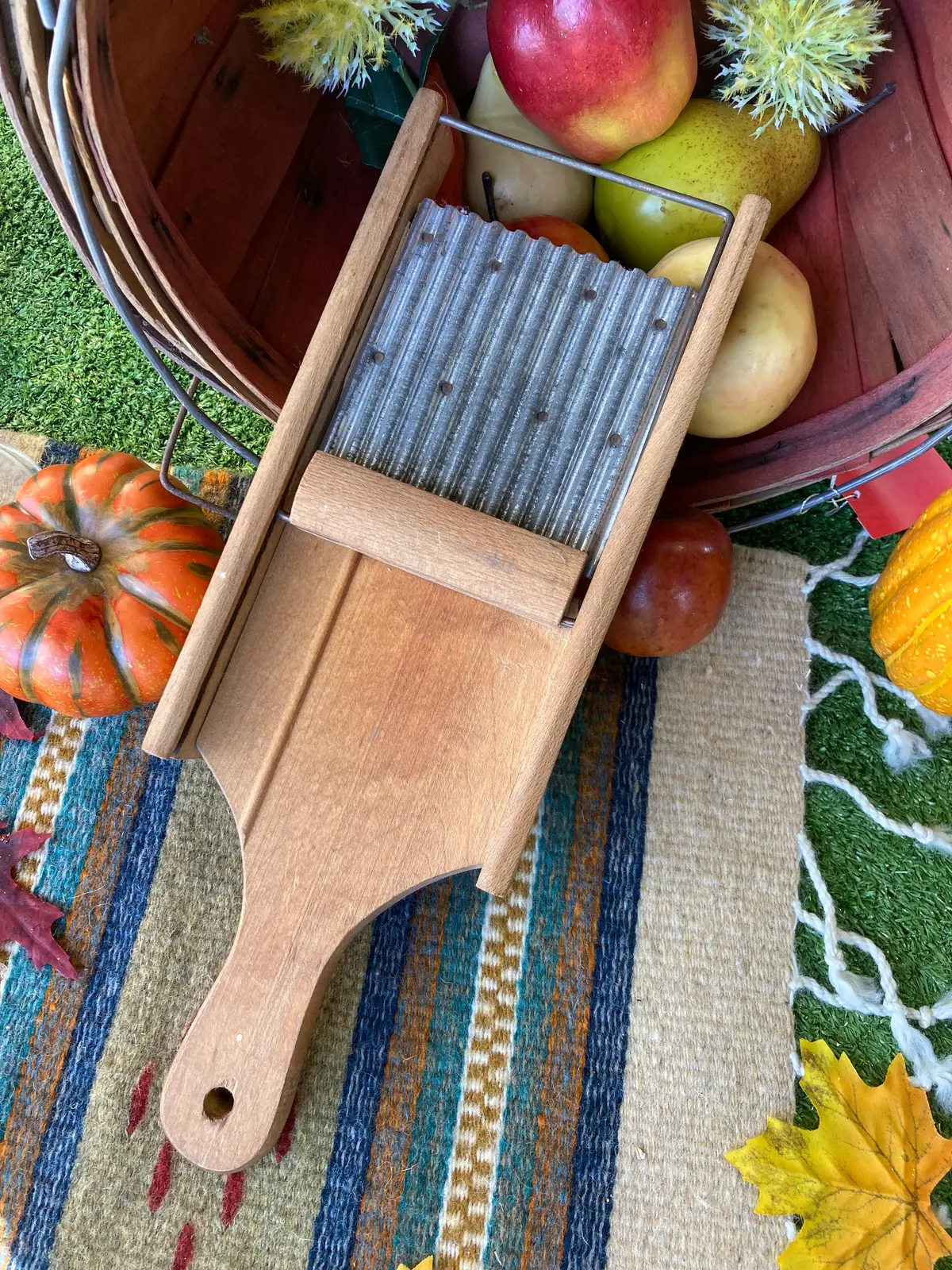 Vintage Vegetable Slicer 1