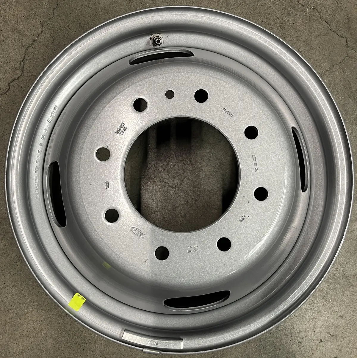 Sold One 2005-2025 Ford F350 Super Duty Dually 17 Wheel Rim Oem Steel 3615 8 Lug Ac341015wa 1