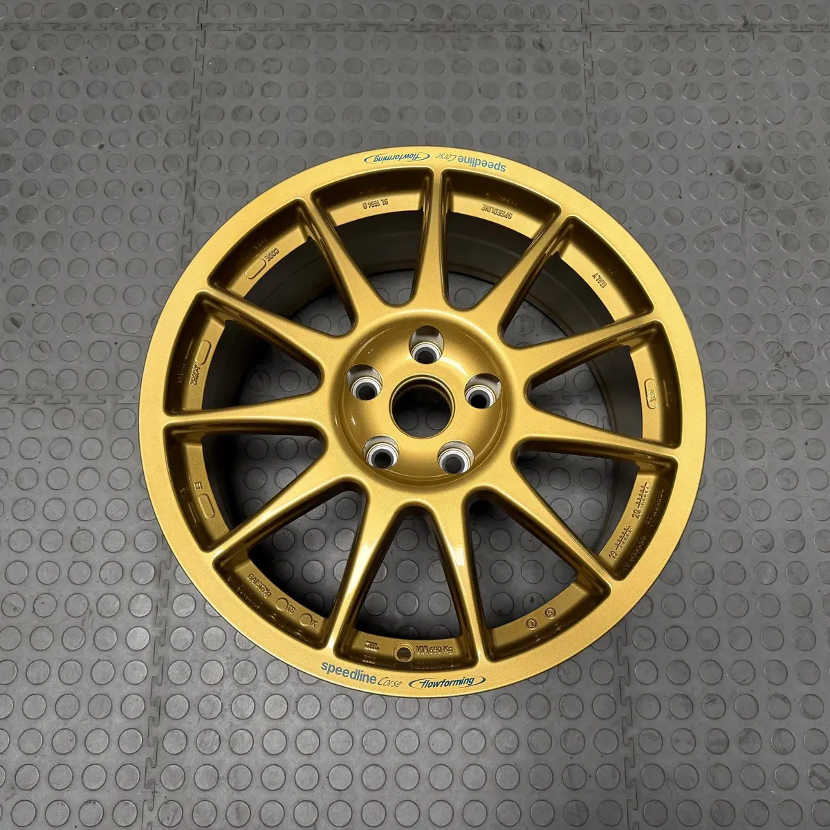 Blemished - Speedline Turini In 18X8.5, 5X114.3, Et52 (Gold) One Wheel 1