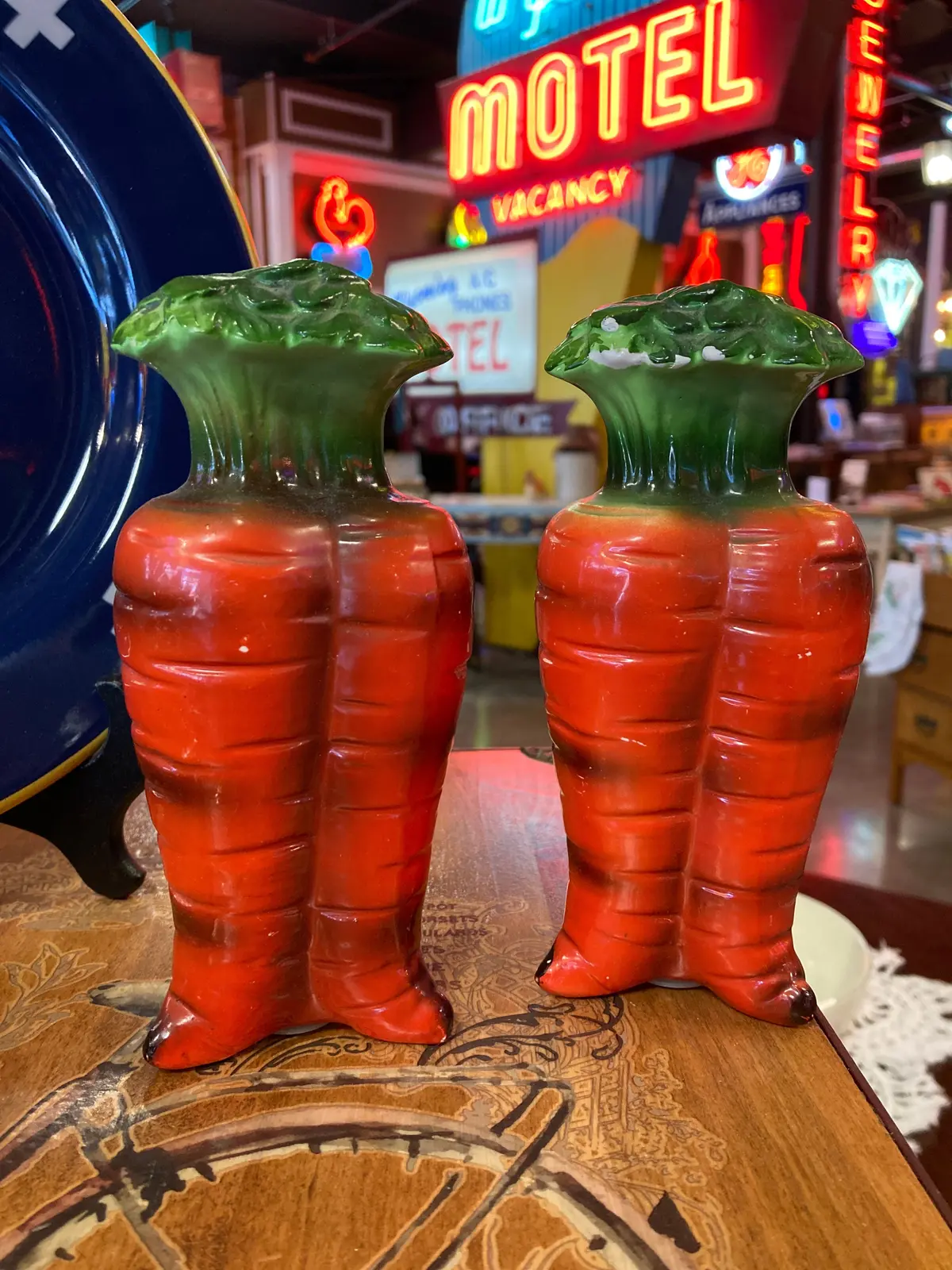 Carrots Salt And Pepper Shaker Set 1