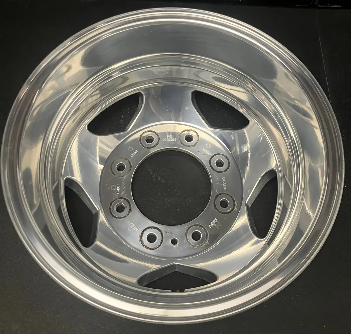 Sold One 2011-2022 Chevy Gmc 3500 Dually Rear Factory 17 Wheel Rim Oem 5520 1