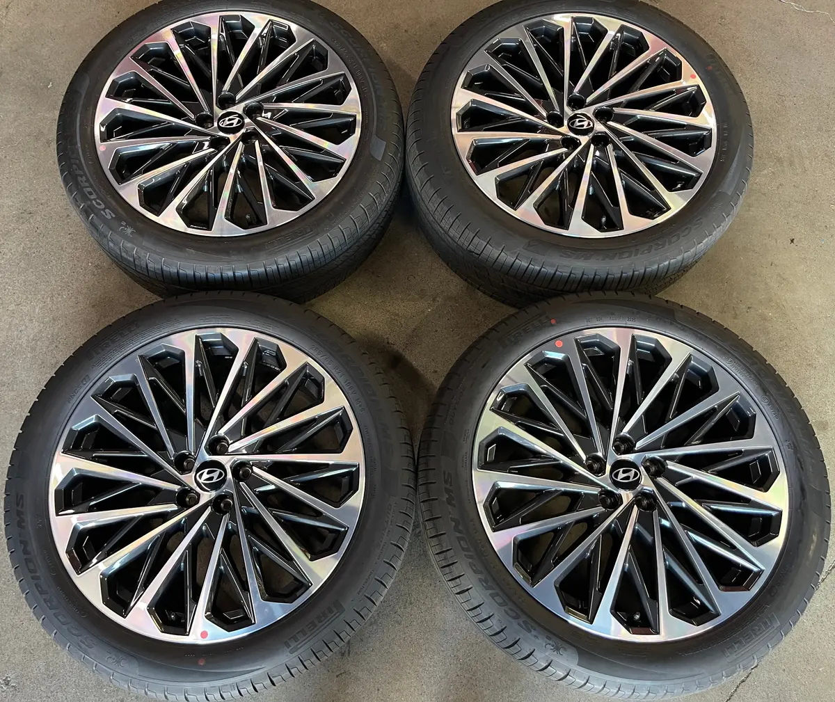 Sold 2025 Hyundai Palisade Calligraphy Factory 21 Wheels Tires Oem Rims 52910P9410 1