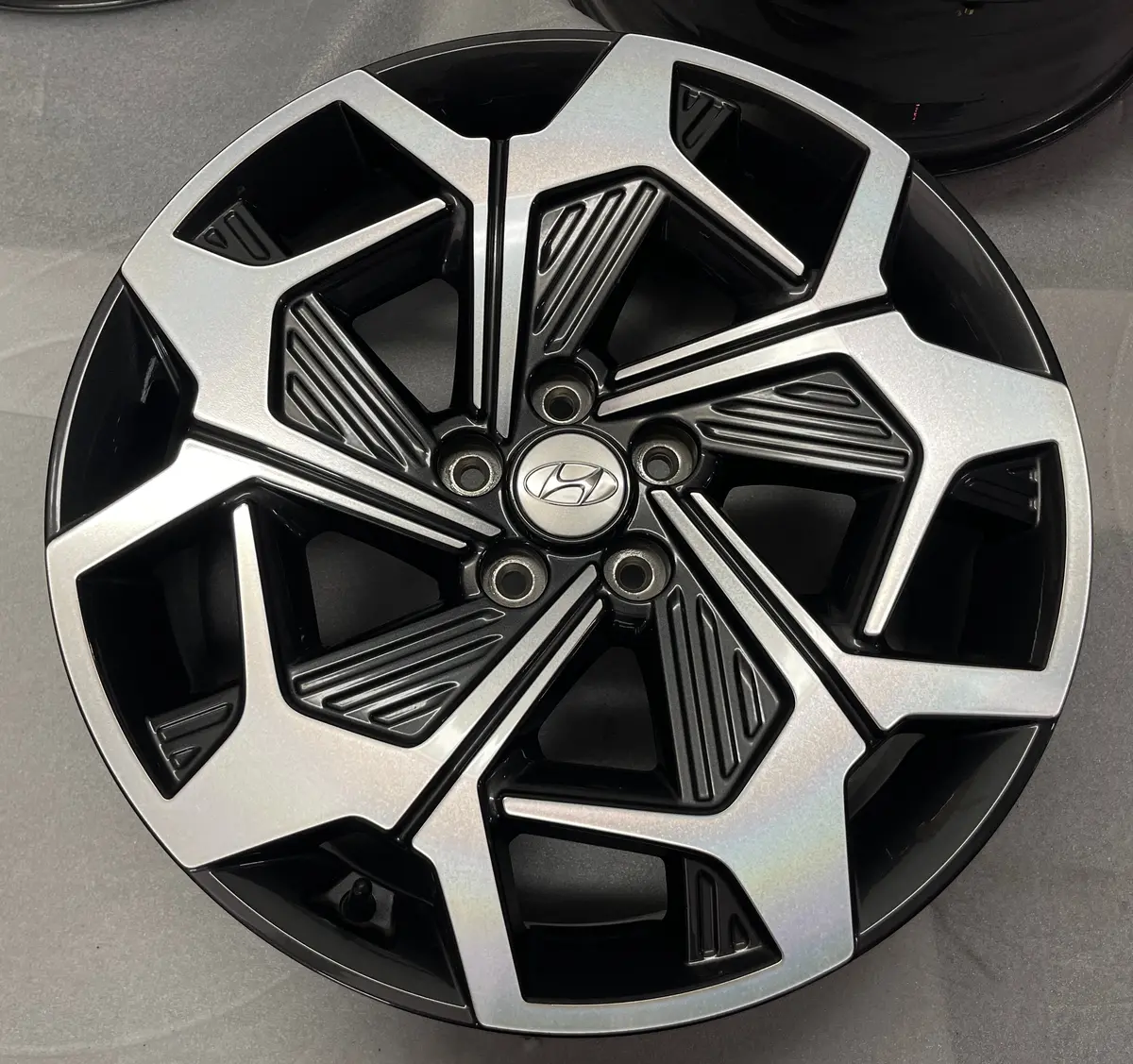 Sold One 2022 Hyundai Palisade Factory 20 Wheel Oem Rim 52910S8350 1